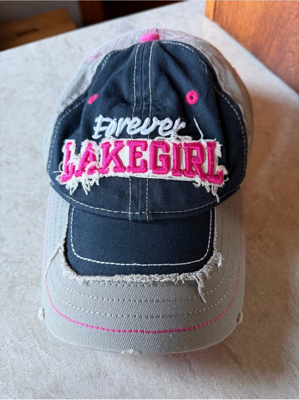 lakegirl ball cap.  hat.  euc.